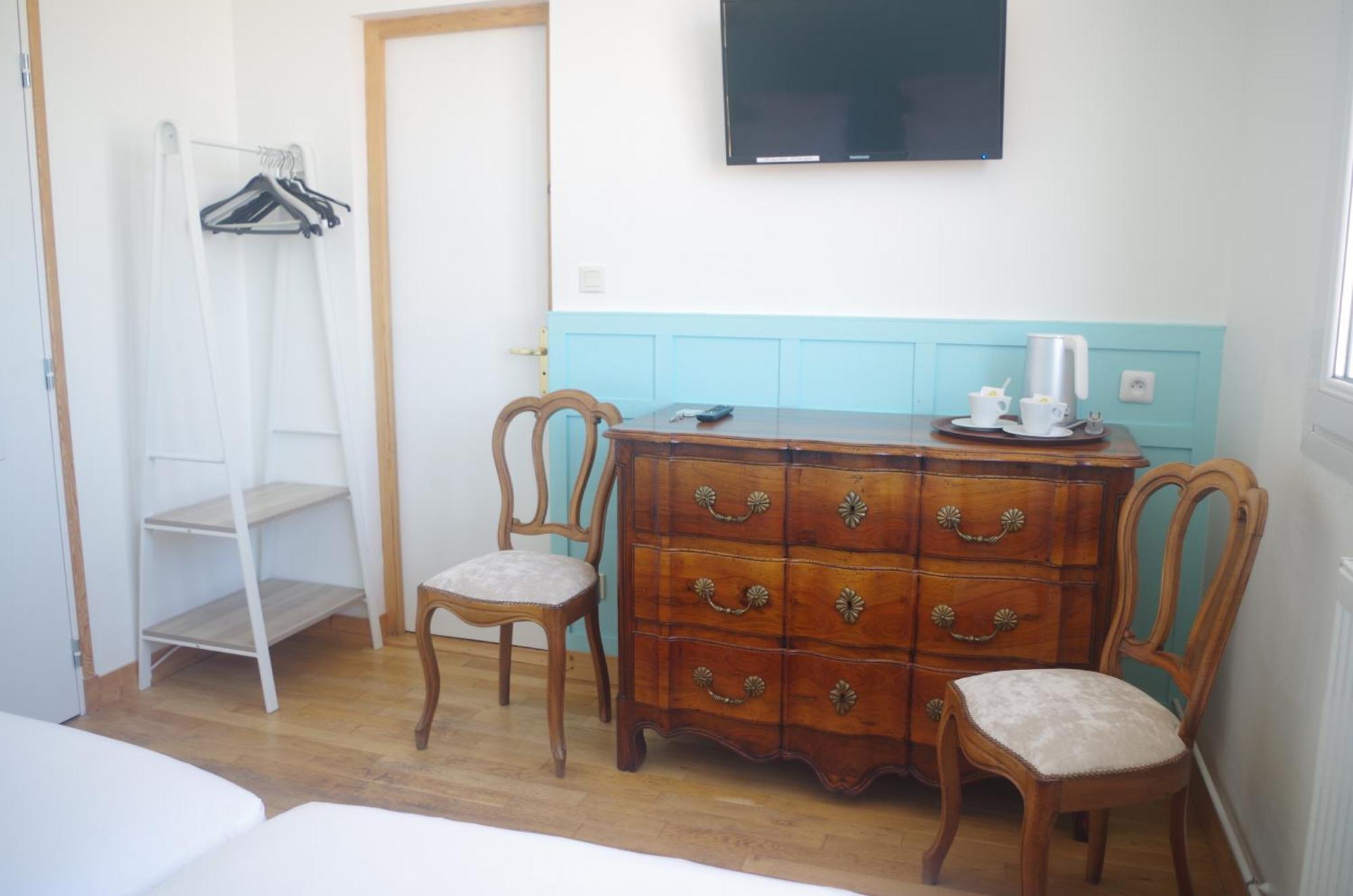 Hotel Richelieu Calais Bagian luar foto